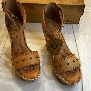 Born Light Brown Women's Wedge Sandals